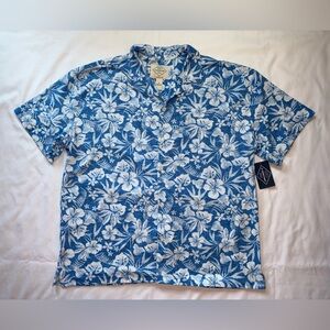 St. John’s Bay NWT Size XL Blue & White Azure Floral Tropical Hawaiian Shirt